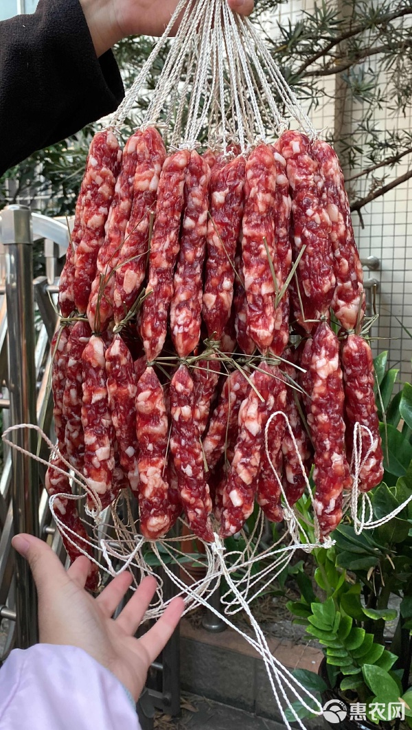 匠心传承，腊味飘香——探秘广式腊肠古法生嗮的艺术与美味